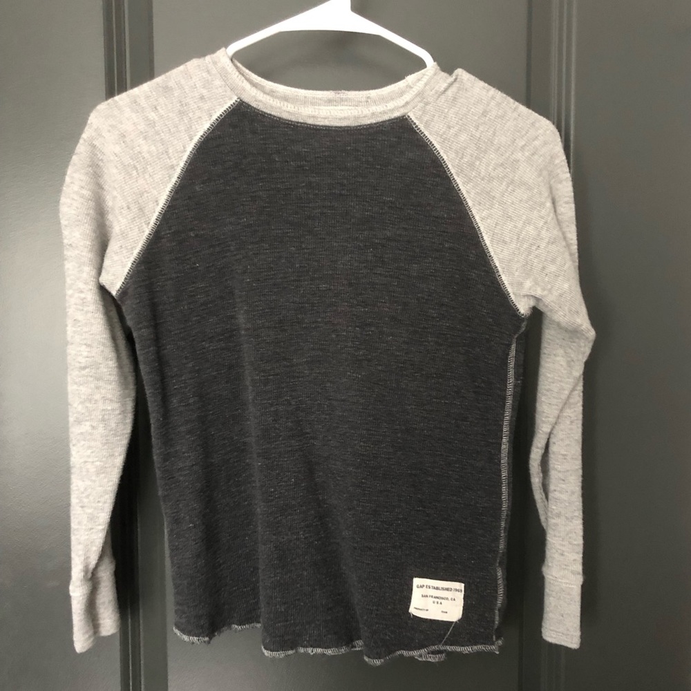 gap long sleeve vintage tee✳️BOGO